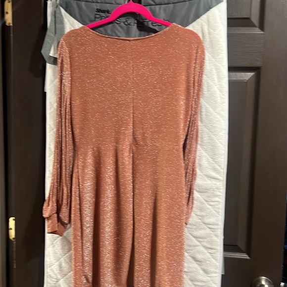 Women’s bodycon stretchy sparkle dress. Small size tag missing. Party. Cocktail - Picture 8 of 9